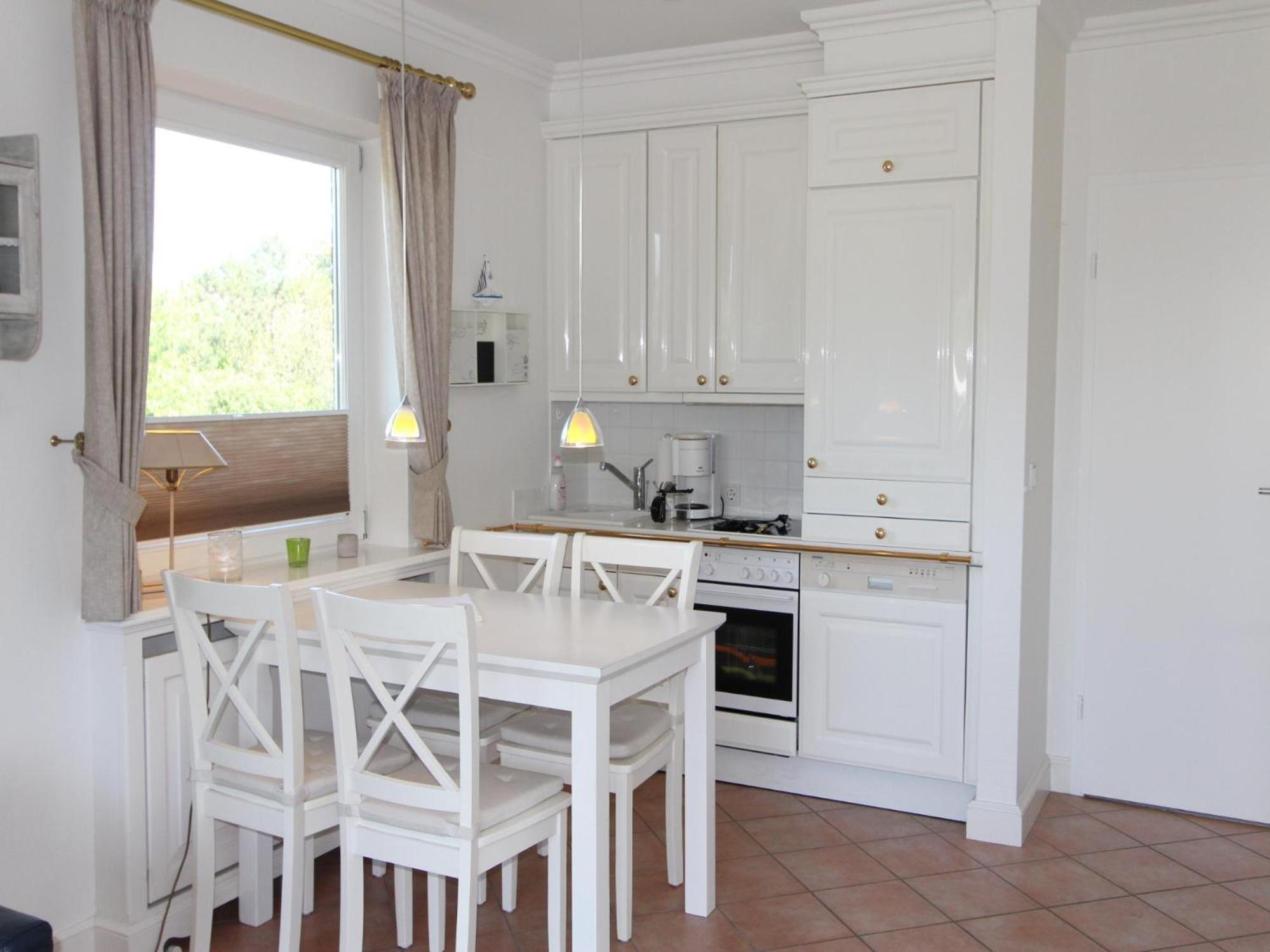 Apartment Feldmarkstrasse 4 F Wenningstedt-Braderup